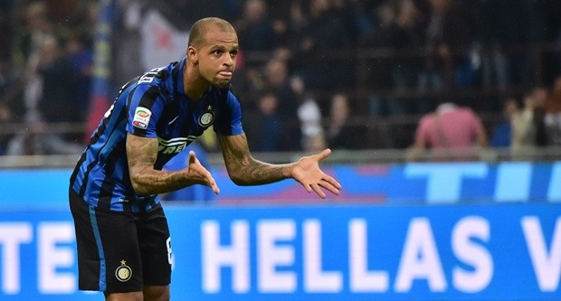 Những cầu thủ chuyện nghiệp nhận nhiều thẻ đỏ nhất: Đáng sợ, Sergio Ramos! - Bóng Đá