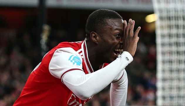 Lacazette có hành động kỳ lạ sau khi giải tỏa cơn khát bàn thắng - Bóng Đá