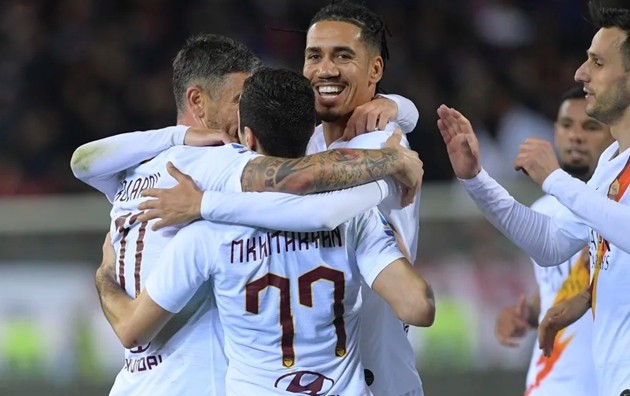 Chris Smalling mắc sai lầm, AS Roma nhọc nhằn đánh bại Cagliari - Bóng Đá