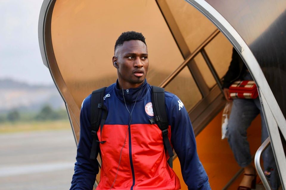 Công Phượng tạo kiểu 