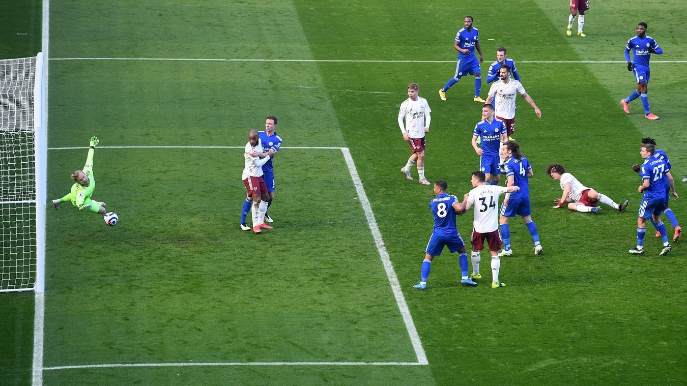 Bale hồi sinh, tốc độ kinh hoàng Chelsea-M.U và những hình ảnh ấn tượng nhất - Bóng Đá