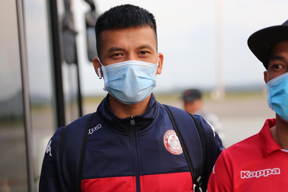 Công Phượng tạo kiểu 