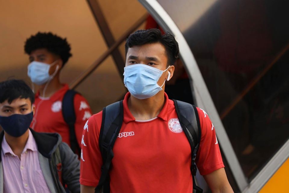 Công Phượng tạo kiểu 