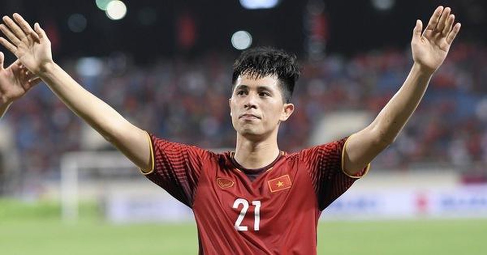 Hà Đức Chinh và 8 