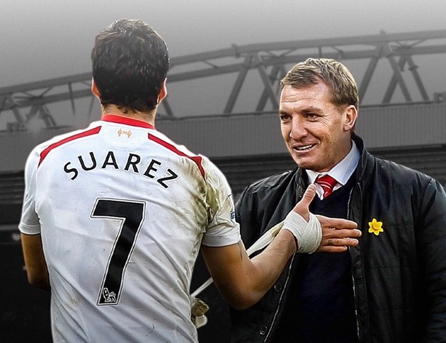 Suarez qua tay 13 HLV - Bóng Đá