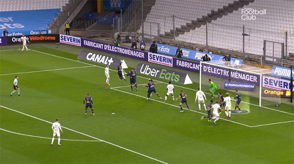 Mbappe hóa cỗ máy F1, đạt tốc độ 