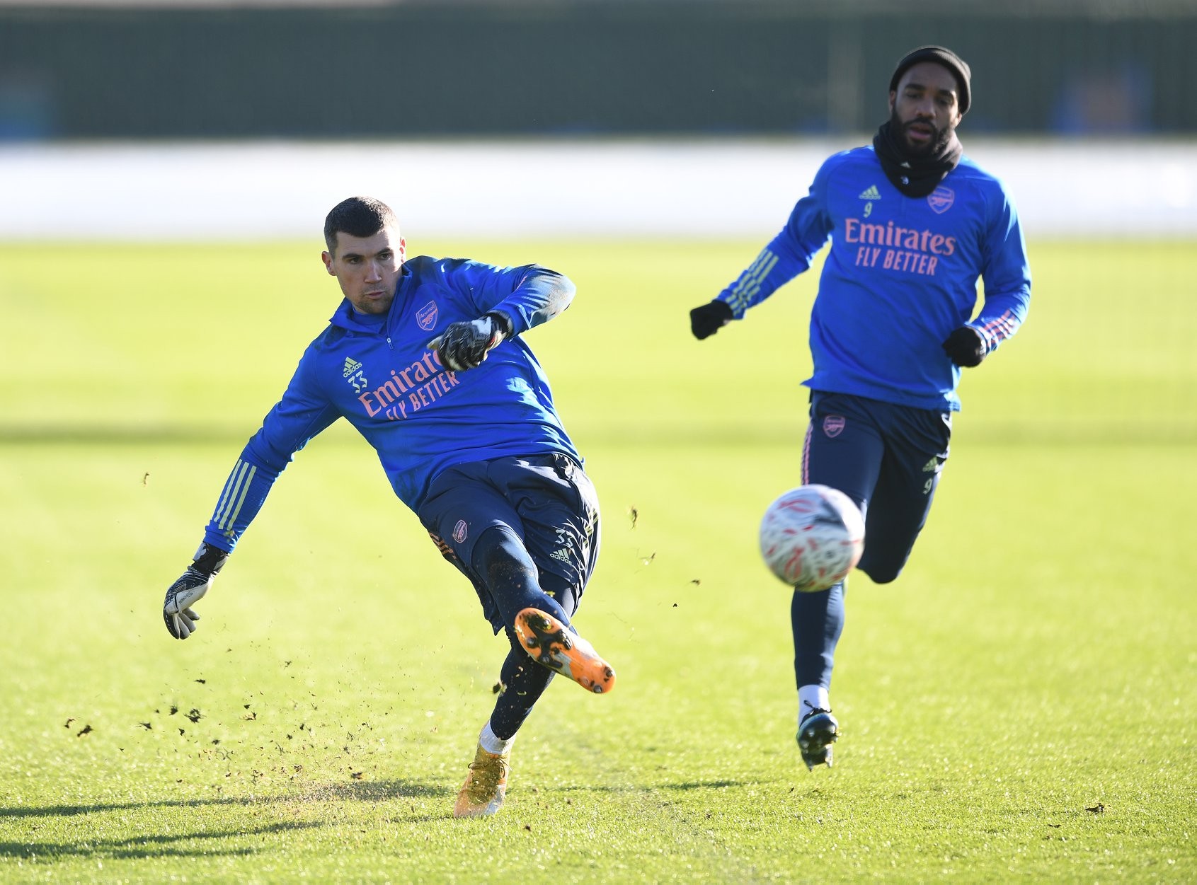 Vừa tới Arsenal, tân binh khiến đồng đội 