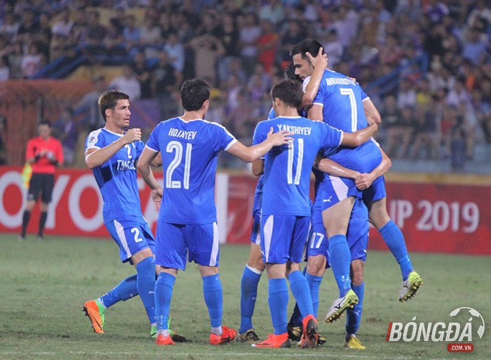 3 điểm nhấn Hà Nội 3-2 Altyn Asyr: Quang Hải lại 