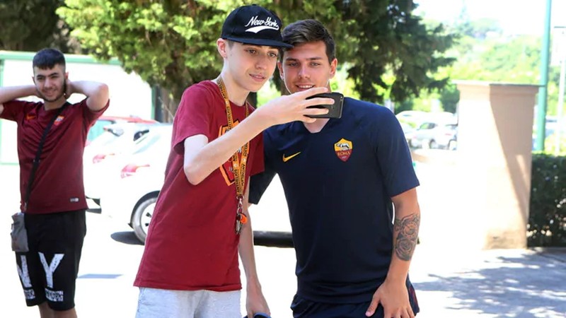 AS Roma trở lại tập luyện sau kì nghỉ - Bóng Đá