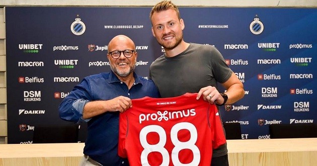 Mignolet came back to Melwood for his farewell interview - Bóng Đá