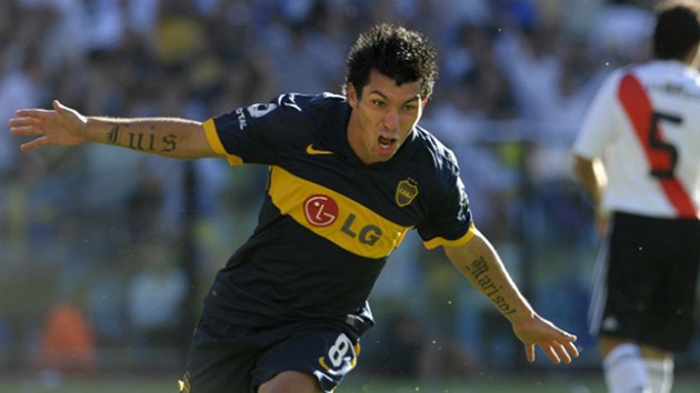 Người khiến Messi 'tắt điện' ra mắt tại Bologna - Bóng Đá