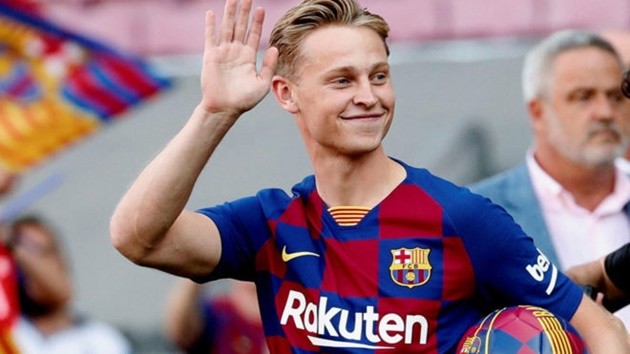 Valverde đang không biết cách sử dụng một nhân tài như De Jong - Bóng Đá
