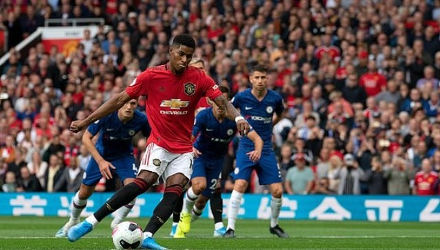 Manchester United fans love what Marcus Rashford did to Paul Pogba against Chelsea - Bóng Đá