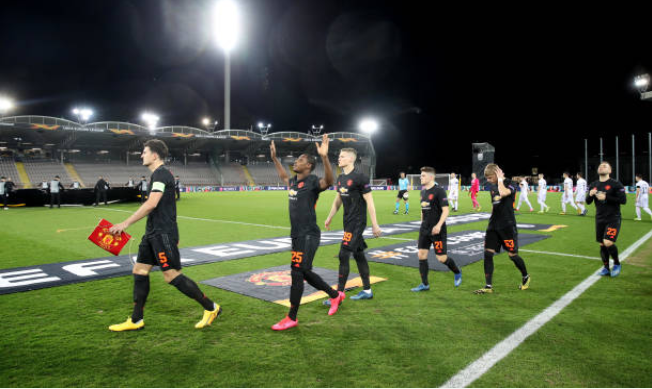 Fan Man Utd: Hãy trao luôn Quả bóng vàng cho cậu ấy! (Odion Ighalo) - Bóng Đá
