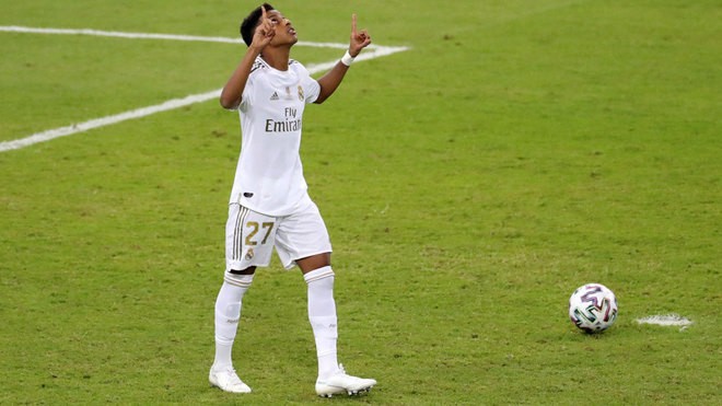 Kroos insisted that Rodrygo should take a penalty - Bóng Đá