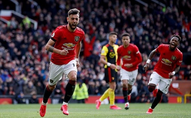 Ảnh Fernandes ghi bàn và ăn mừng - Bóng Đá