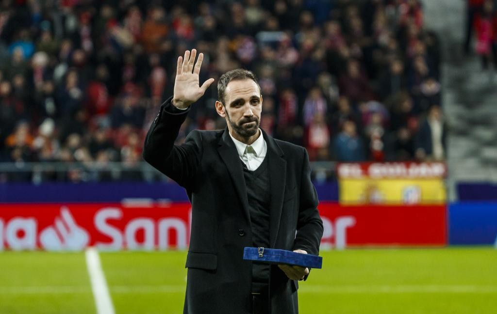 Who is the best right-back in Atletico Madrid's history? - Bóng Đá