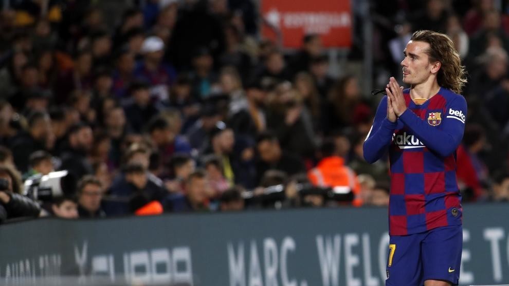Barcelona 'not considering Antoine Griezmann exit' - Bóng Đá