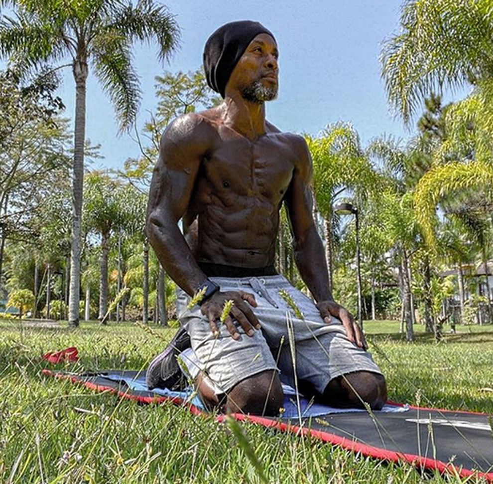 Ze Roberto in great shape at 45: I have no vices - Bóng Đá