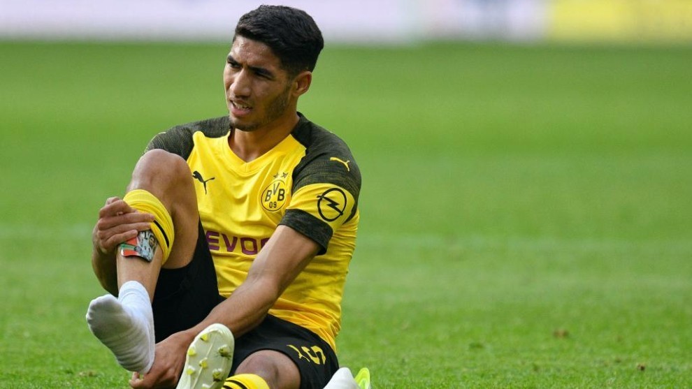 PSG enter race to sign Achraf - Bóng Đá