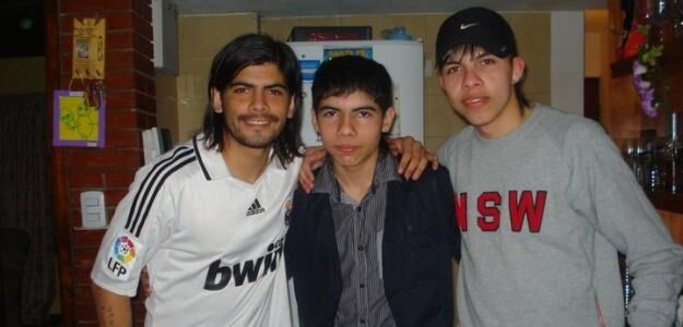 Football stars who put on their rival's shirt - Bóng Đá