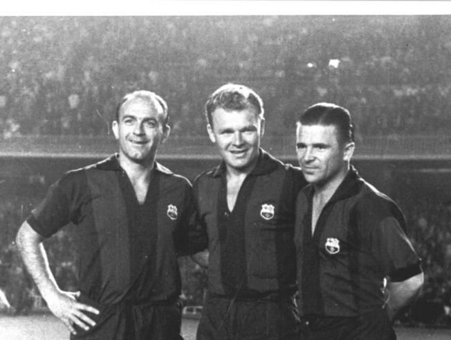 Football stars who put on their rival's shirt - Bóng Đá