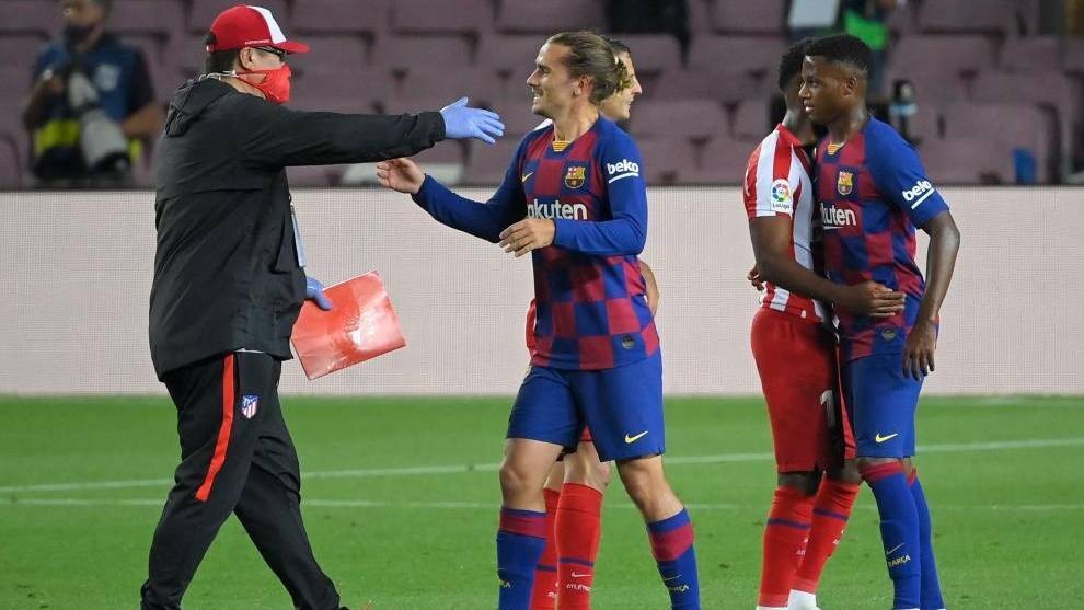 Rivaldo: I can't understand the Griezmann situation, something isn't right - Bóng Đá