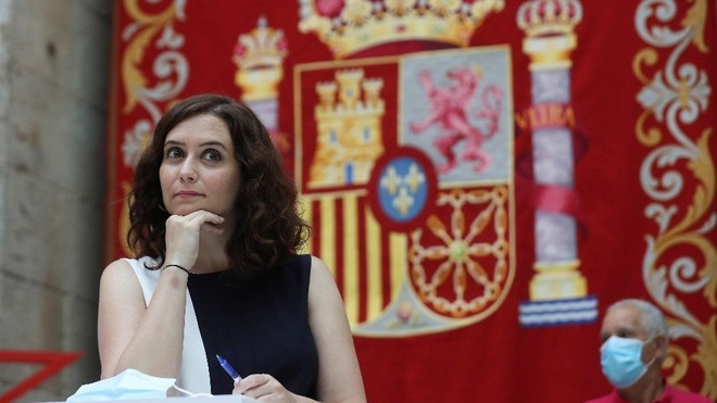 Madrid announces obligatory use of face masks and introduction of COVID-19 card - Bóng Đá