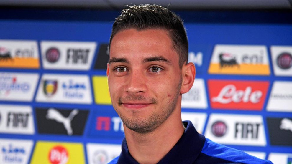 Barcelona contact Juventus over De Sciglio - Bóng Đá