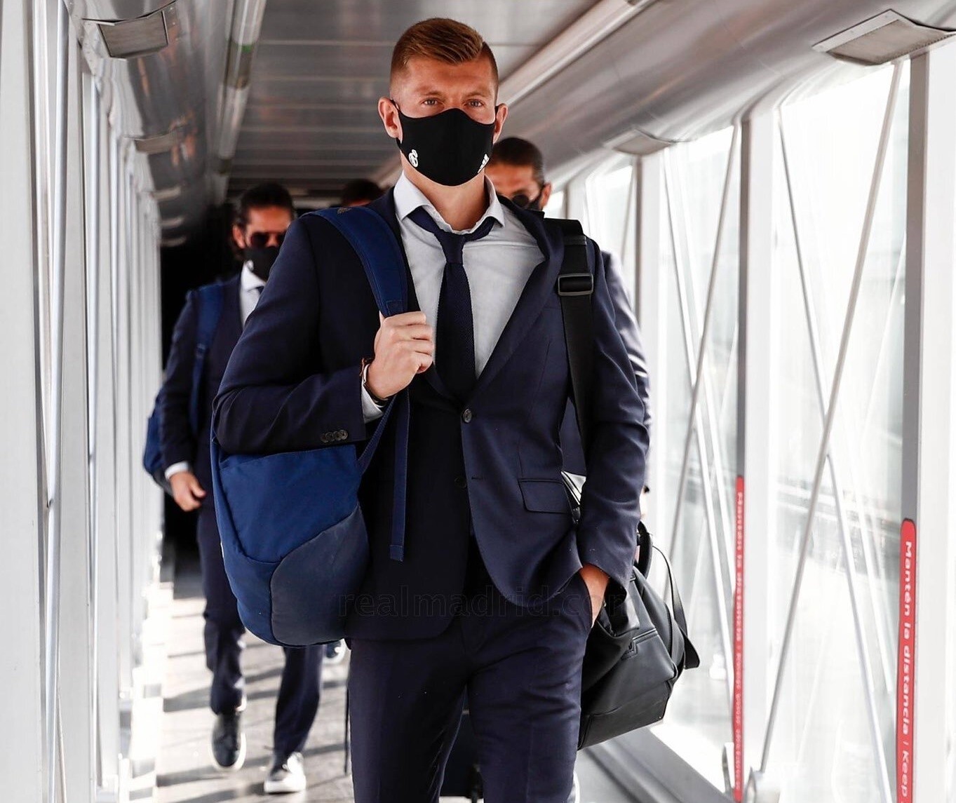 Ảnh Real đến Etihad - Bóng Đá