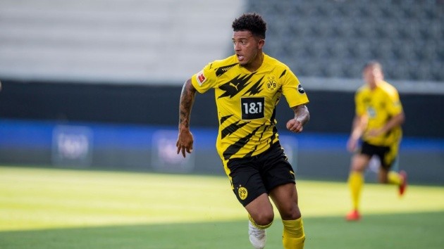 Jadon Sancho 'has convinced Borussia Dortmund team-mates he is staying  - Bóng Đá