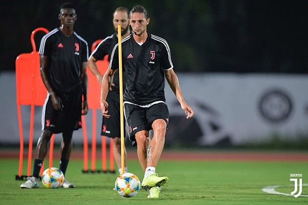 ẢNH: Đóng cửa luyện công, Juventus chờ đại chiến với 'người cũ' - Bóng Đá