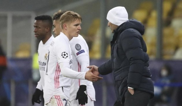 Zidane shuts the door on an Odegaard exit - Bóng Đá