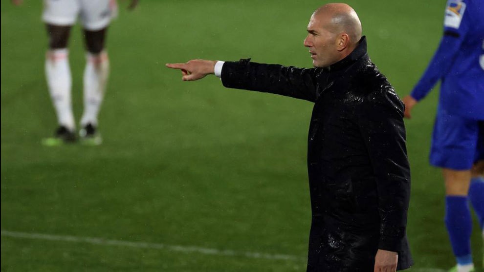 Zidane: Real Madrid won't risk Benzema, if he's not ready he won't play against Atalanta - Bóng Đá