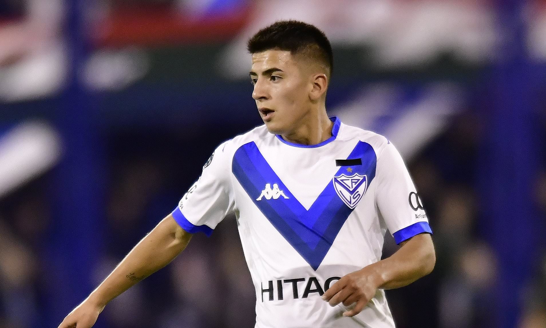 Man utd open talks with almada - Bóng Đá