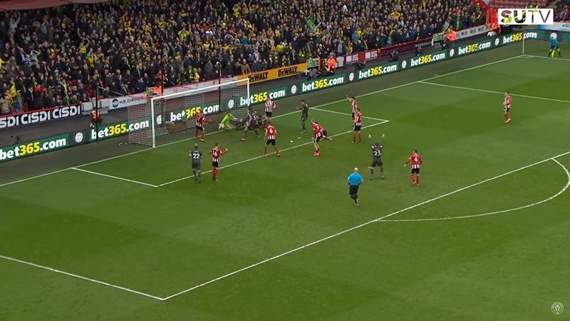 Henderson bắt bóng thần sầu trước Norwich - Bóng Đá