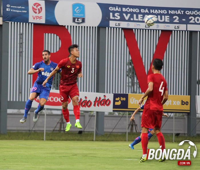 Ghi 2 bàn từ chấm phạt cố định, các sao U22 Việt Nam ghi điểm với thầy Park - Bóng Đá