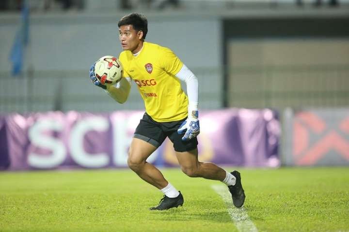 Đặng Văn Lâm khốn đốn tại Muangthong: 4 trận dự bị, vắng 2 buổi tập - Bóng Đá