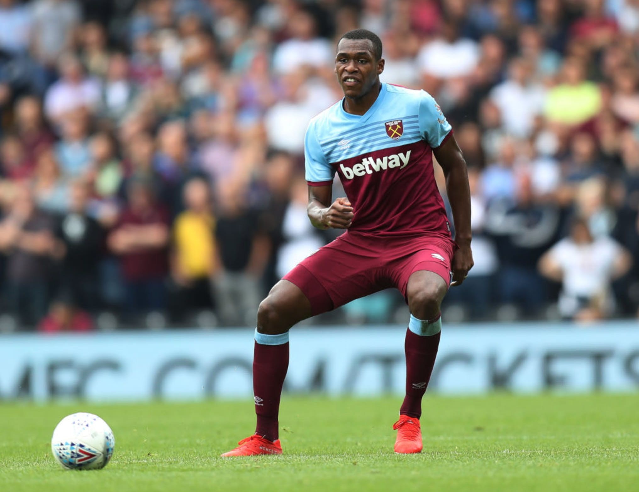 CĐV Arsenal: Cái tên ấy làm quái gì đáng giá tận 60 triệu bảng? - Bóng Đá