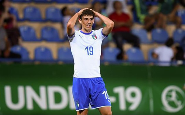 Ảnh: Đàn em Cristiano Ronaldo vùi dập Azzurrini  - Bóng Đá