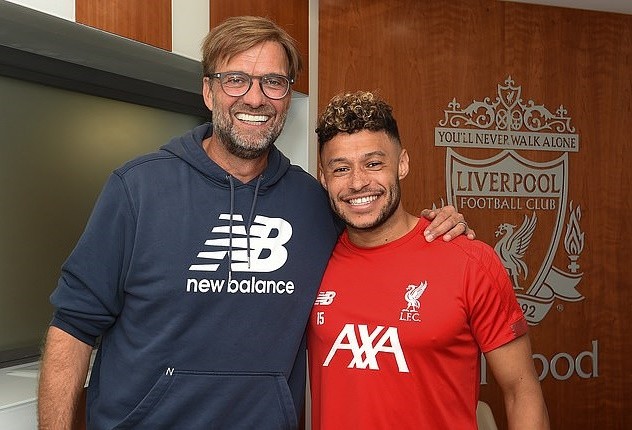 Liverpool agree new long-term deal for England international Alex Oxlade-Chamberlain until 2023 - Bóng Đá