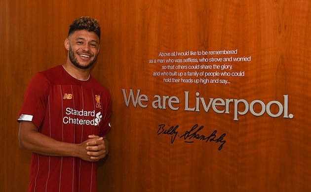 Liverpool agree new long-term deal for England international Alex Oxlade-Chamberlain until 2023 - Bóng Đá