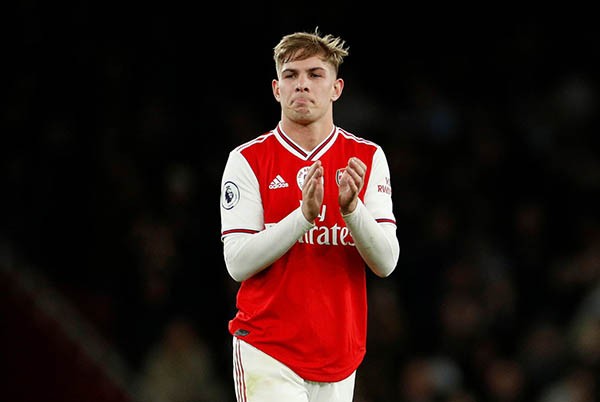 Đội hình ra sân Arsenal đấu West Brom: Bộ ba 