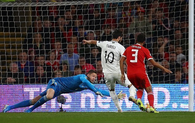 Wales 2-1 Azerbaijan: Real Madrid winger Gareth Bale nets late header to salvage victory in Euro 2020 qualifier - Bóng Đá