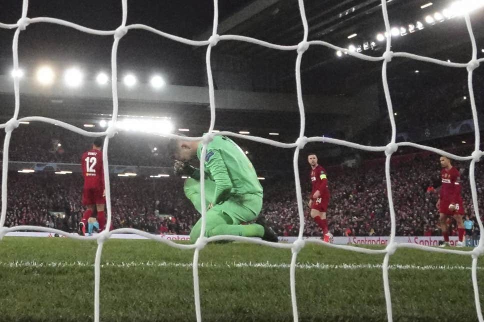 CĐV Liverpool: Anh không xứng đáng với The Kop, biến khỏi đây ngay lập tức! - Bóng Đá