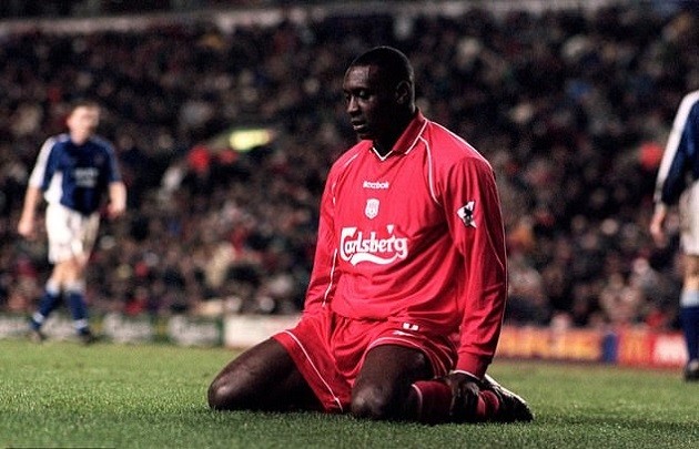 Heskey admits joining Liverpool wasn't easy: 'I literally laid on the floor and started crying' - Bóng Đá