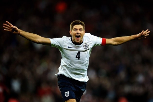 Michael Owen names Alan Shearer in his combined England XI despite 10-year feud - Bóng Đá