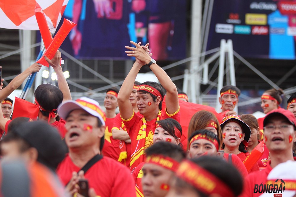 Không khí rộn ràng, ĐT Việt Nam sẵn sàng chiến tuyển Thái Lan - Bóng Đá