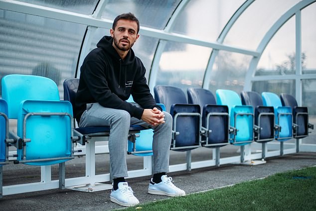 Playing for Pep is exhausting! Bernardo Silva opens up on the expectation of filling David Silva's boots at Manchester City - Bóng Đá