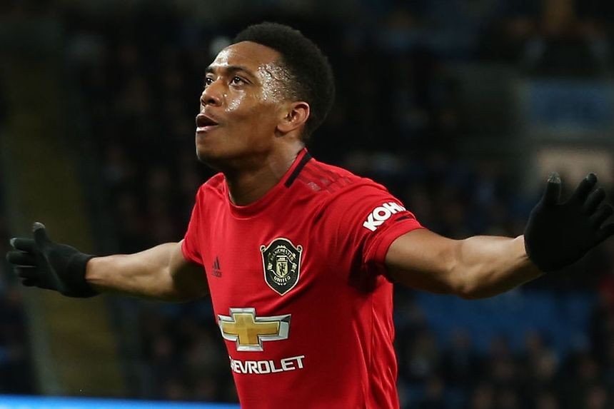 Man Utd star Anthony Martial baffles fans with bold new look - Bóng Đá